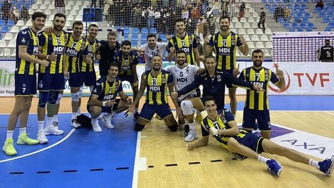 Efeler Ligi: Tokat Belediye Plevne 0-3 Fenerbahçe