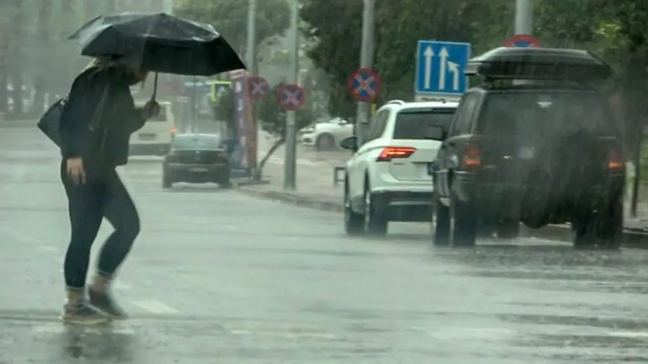 Meteoroloji'den son hava durumu raporu! 12 kente uyarı