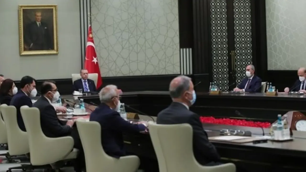 Erdoğan Başkanlığındaki kabine toplanıyor! Masada 3 konu var