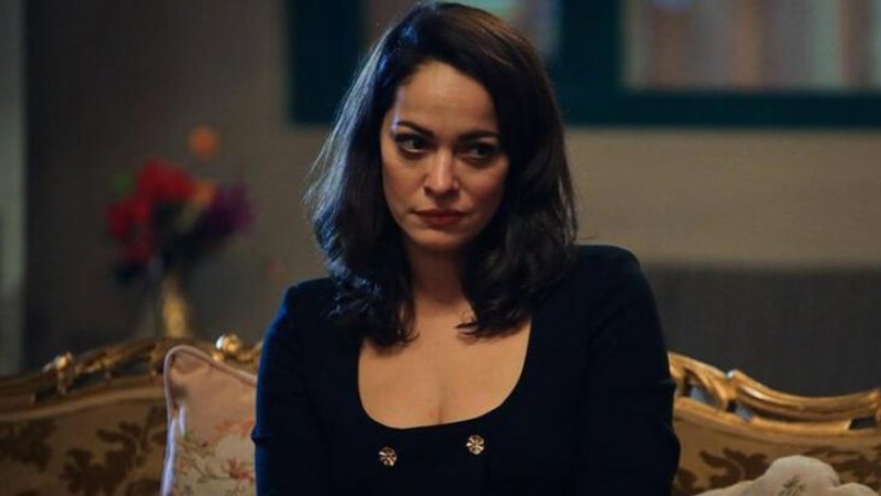 Üç Kuruş Azade kimdir, gerçek ismi nedir? Sezin Akbaşoğulları kaç yaşında, nereli?