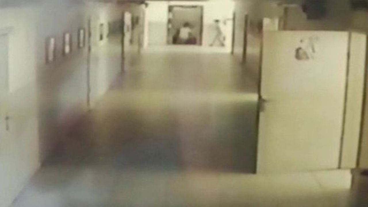 Mersin'de okulda dehşet! Öğrenci asansör boşluğuna düştü