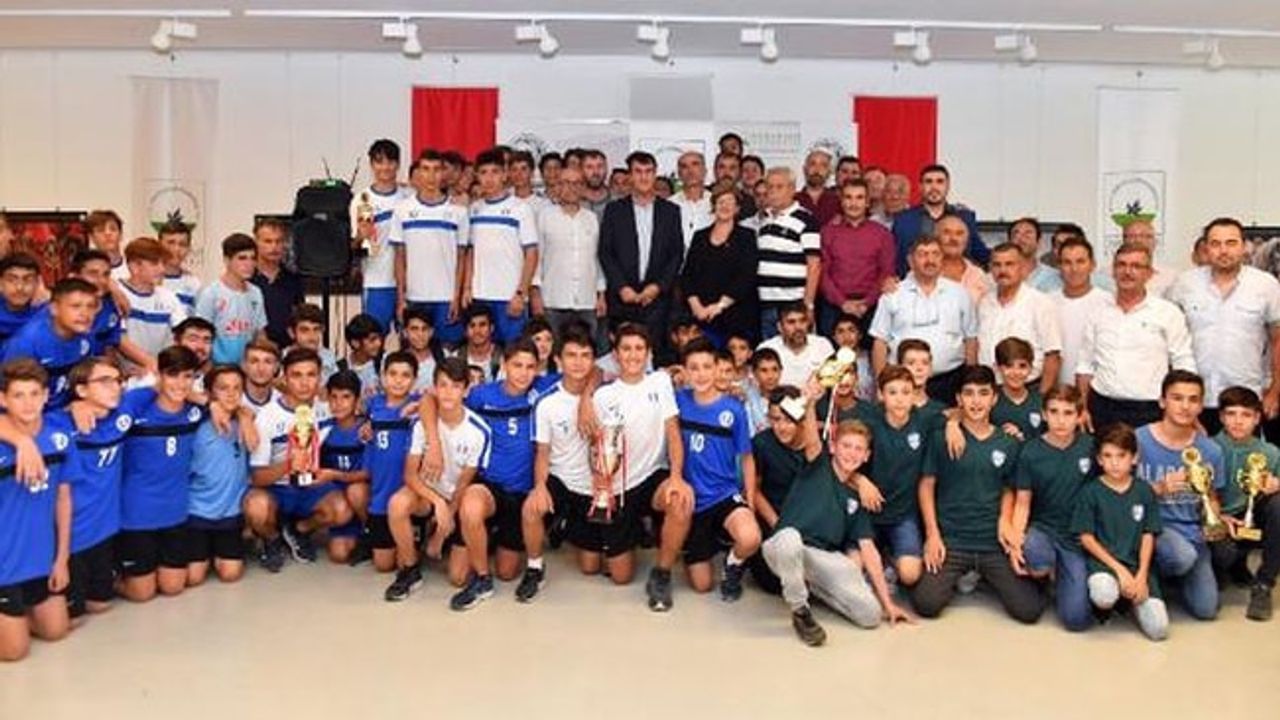 Osmangazi Belediyesi'nden amatöre spor kulüplerine destek