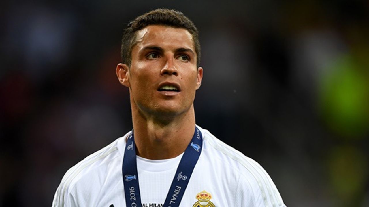 Cristiano Ronaldo, Filistin'de "Yılın İnsanı" Seçildi