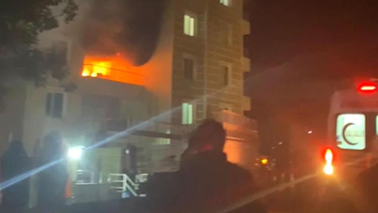 Kız öğrenci yurdunda yangın: 300 öğrenci tahliye edildi