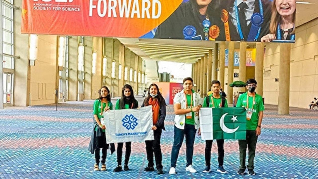 Pak-Türk Maarif Okulları'ndan uluslararası başarı