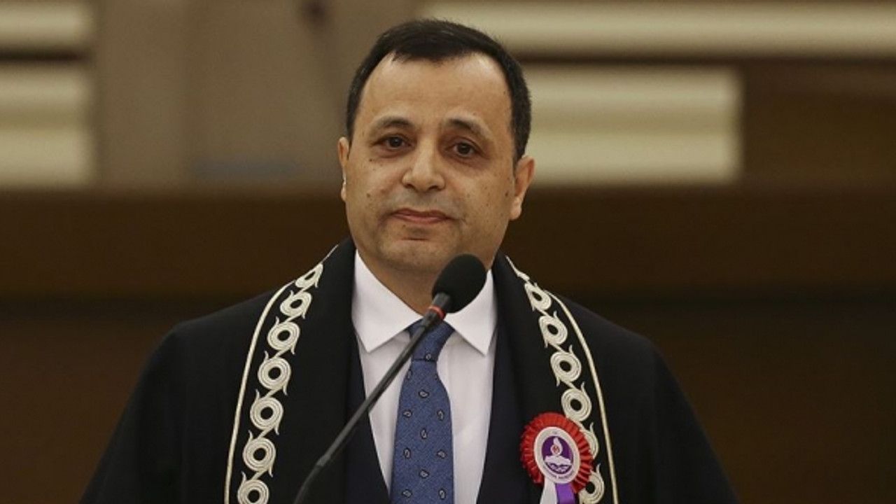 AYM Başkanı Arslan: Uzun yargılama artık ülkemizde yapısal bir sorun haline gelmiştir
