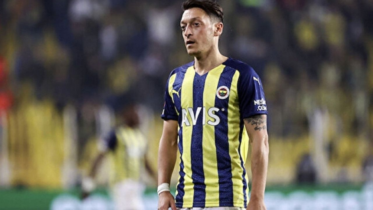 Fenerbahçe'den Mesut Özil ile ilgili yeni karar