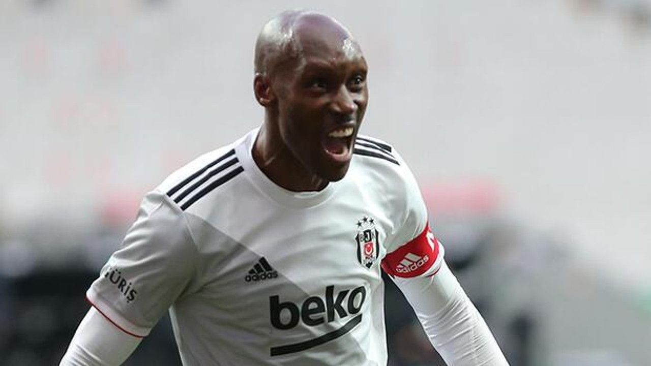 Son dakika: Atiba Hutchinson, Beşiktaş'ta '10' yapıp bırakmak istiyor! Karar Valerien Ismael'de | Transfer haberi