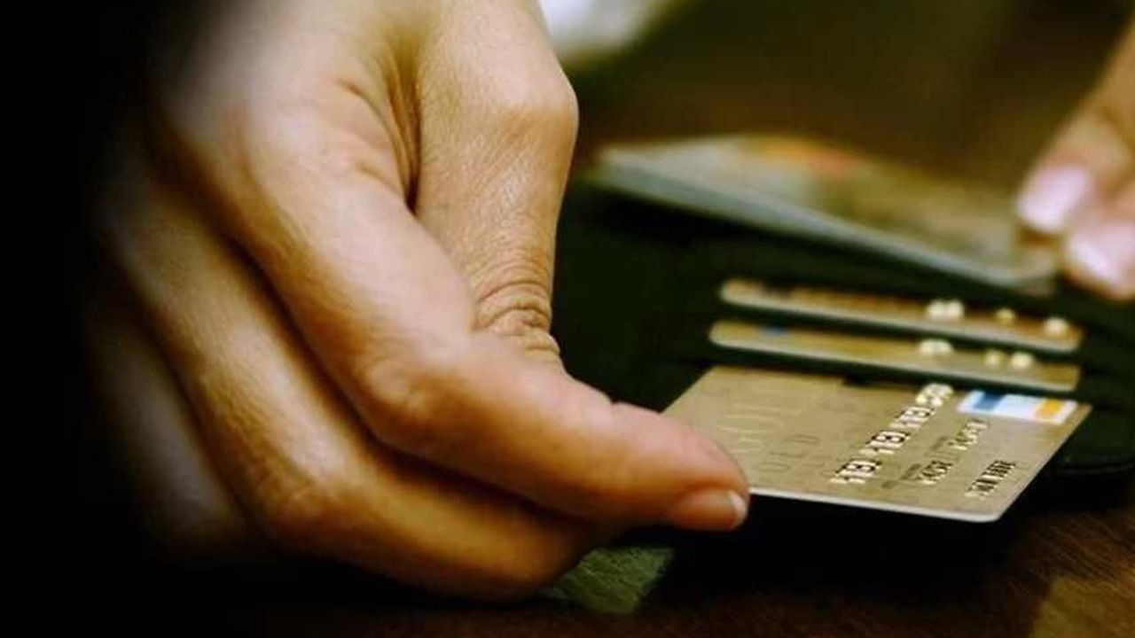 Yeni rekor: Vatandaşın 259 Milyarlık kart borcu var!