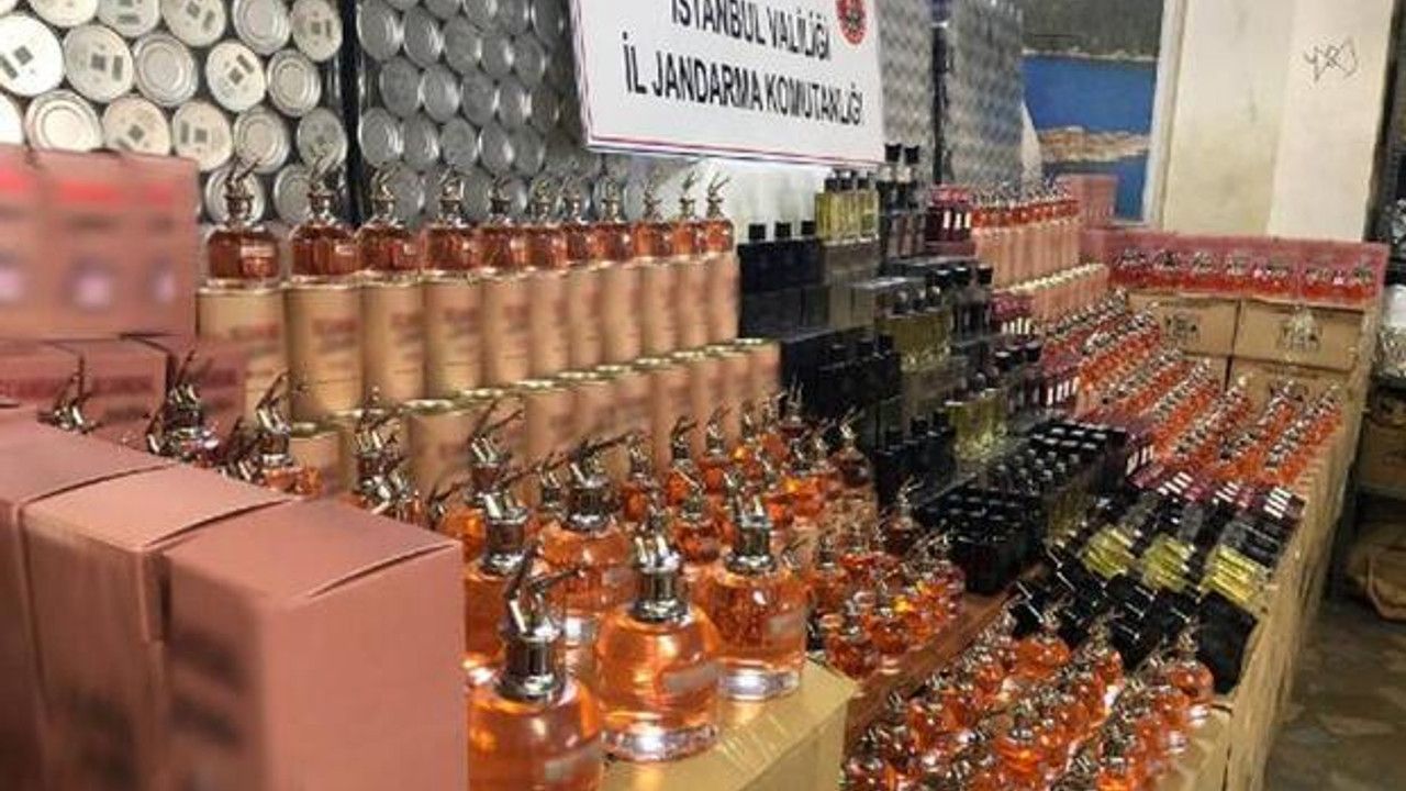 Dünyaca ünlü parfüm markalarının sahtesine operasyon