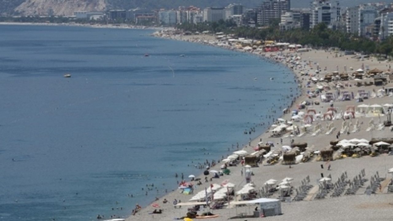Valilik Antalya için yüksek sıcaklık uyarısında bulundu