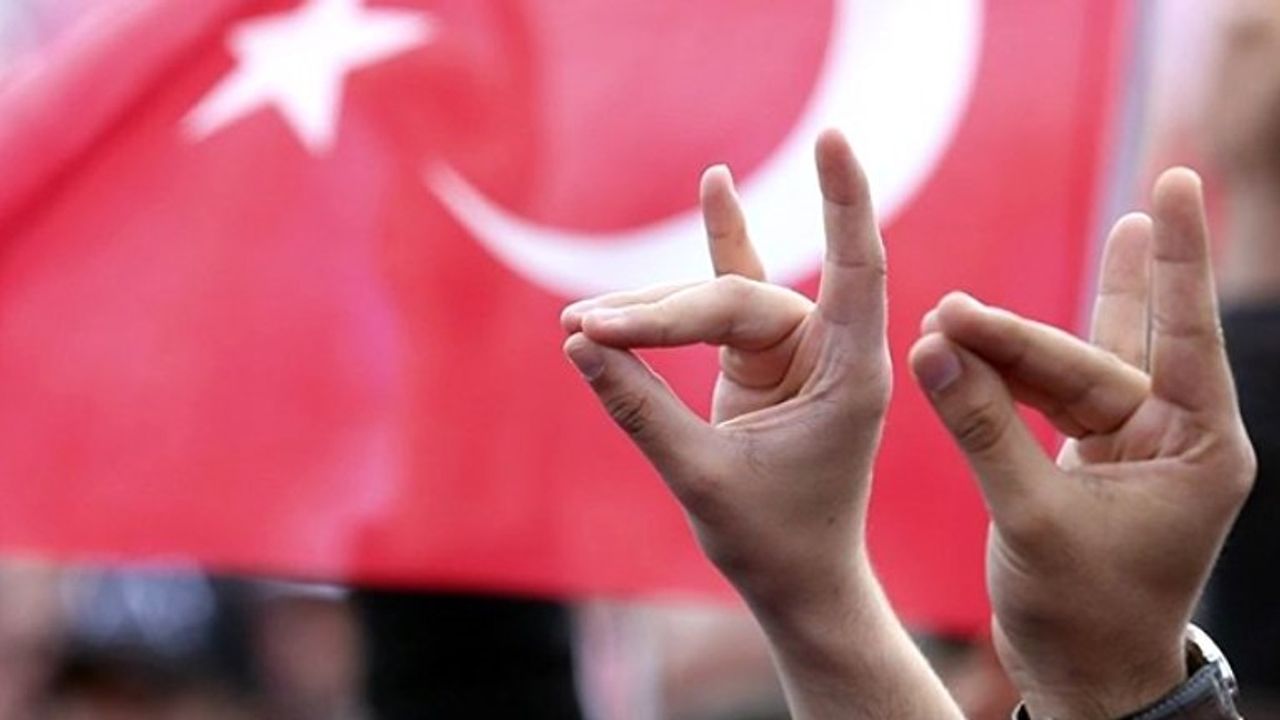 MHP Genel Merkezi, Konya Akşehir ilçe teşkilatını kapattı