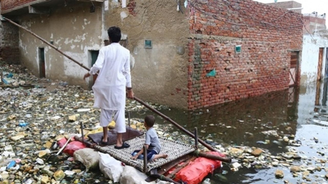 Pakistan'da felaket: 2 ayda 777 kişi öldü