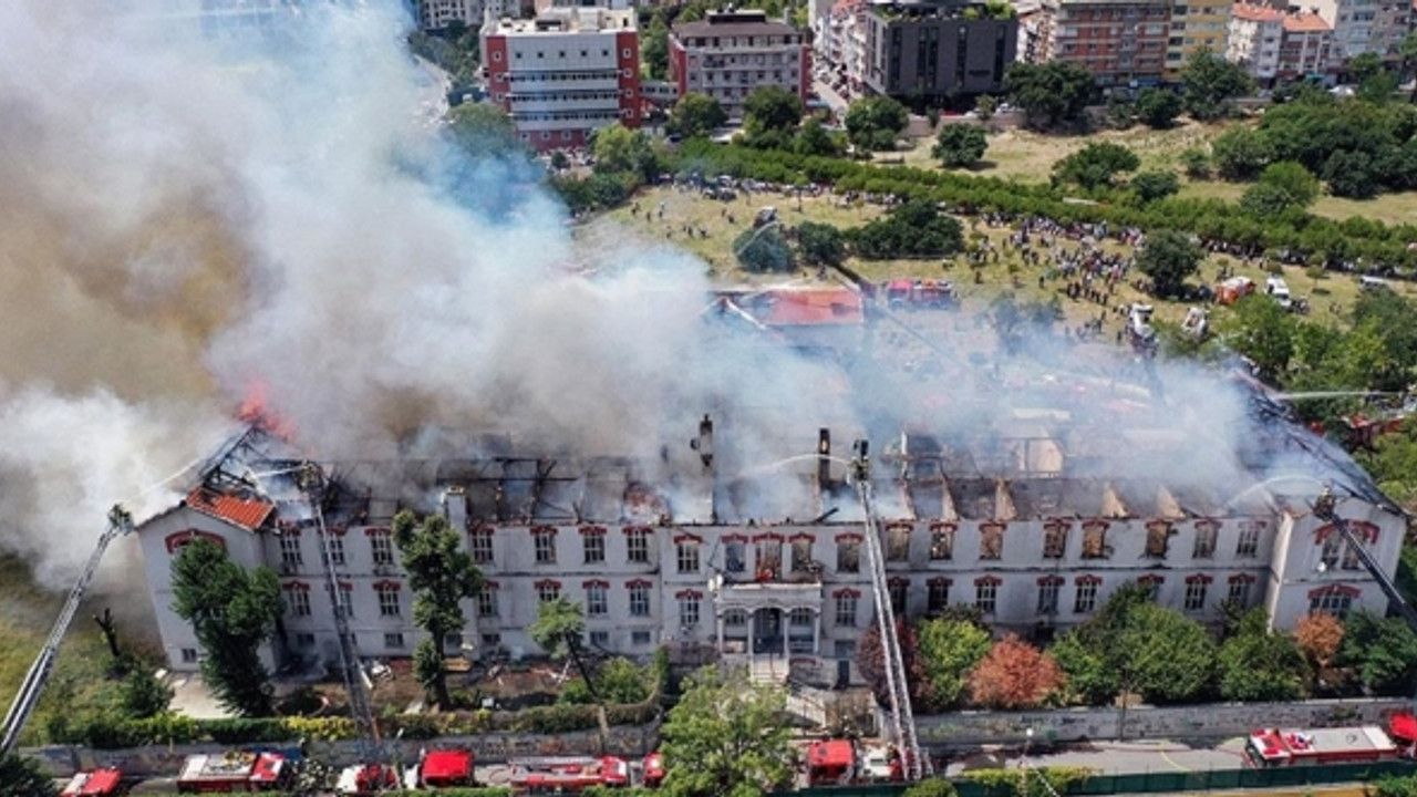 Savcılıktan Balıklı Rum Hastanesi'ndeki yangına ilişkin soruşturma