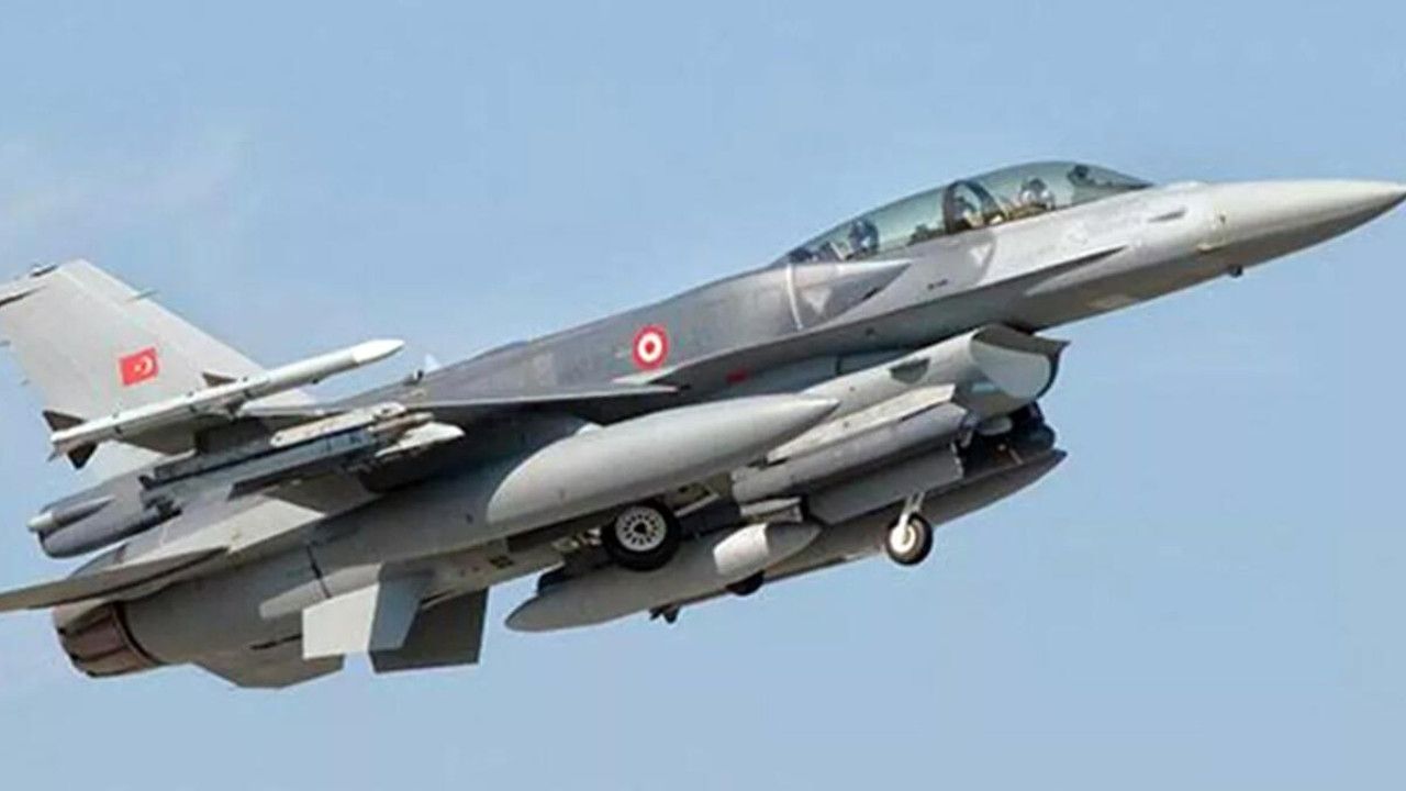 Türk F-16'larına Yunan tacizi! Uçaklara radar kilidi atıldı