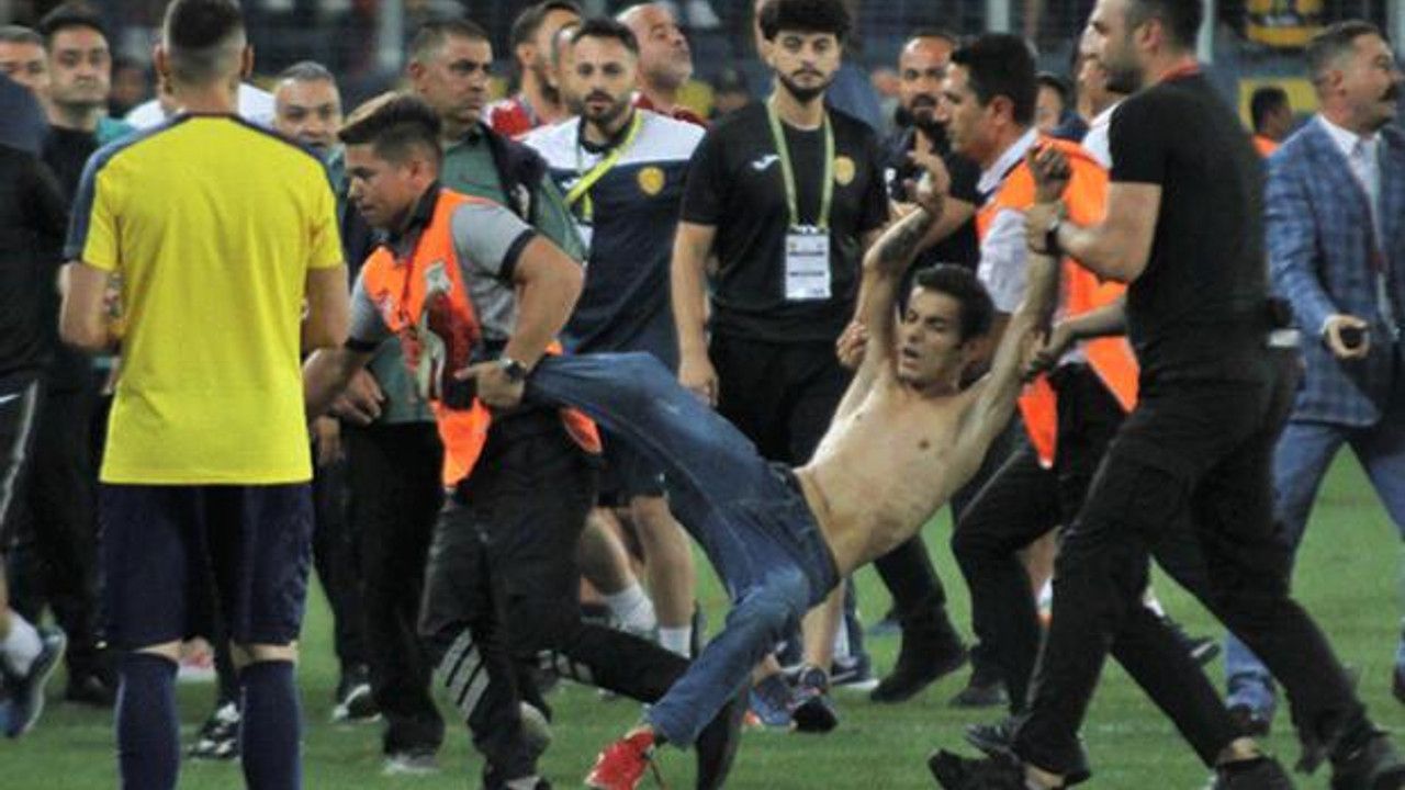 Beşiktaşlı futbolculara saldıran kişi için 3 yıla kadar hapis istemi