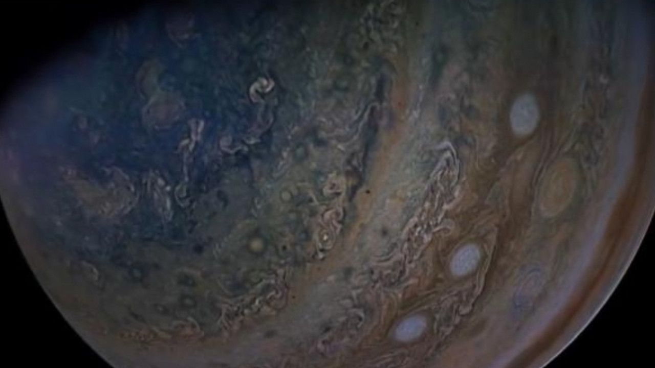Jüpiter'in hayran bırakan görüntüsü paylaşıldı: 600 bin görüntüden oluşuyor