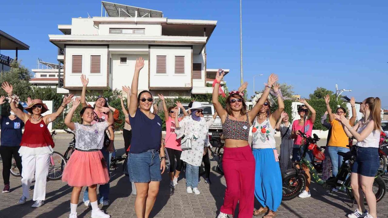 Nazilli’de ’Süslü Kadınlar’ bisiklet turu gerçekleştirildi