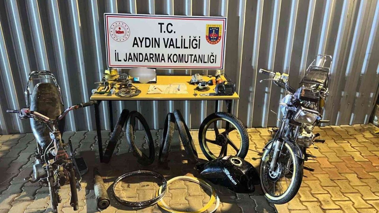 Didim'de hırsızlık suçundan yakalandı, evinde çok sayıda motosiklet parçası ele geçirildi