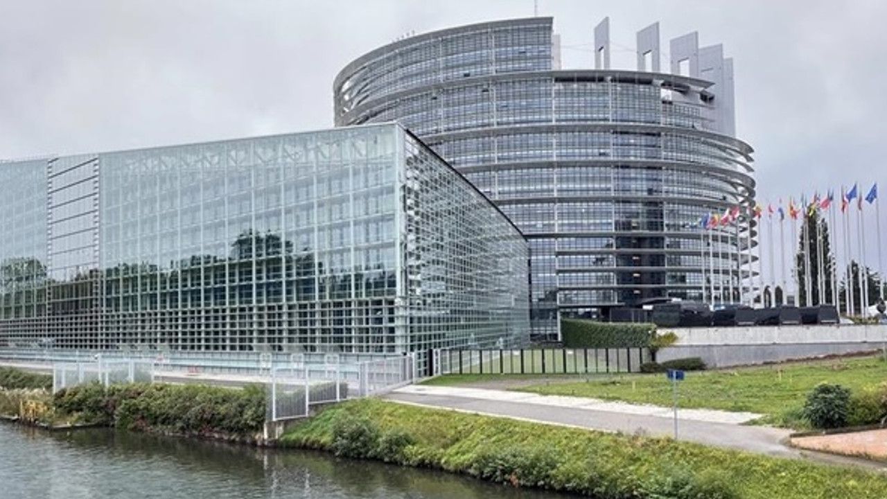 Avrupa'da 2,2 milyar avroluk vergi kaçakçılığı soruşturması
