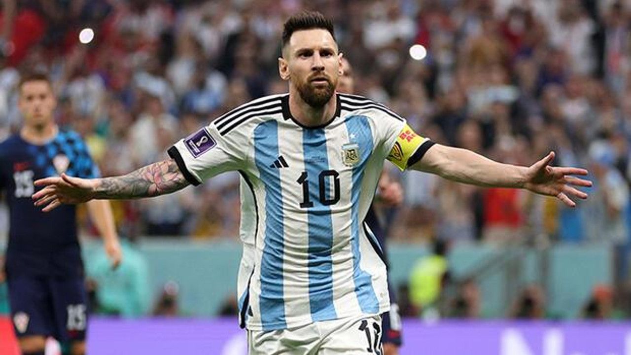 Dünya Kupası'ndaki Arjantin Hırvatistan maçında Lionel Messi tarihe geçti