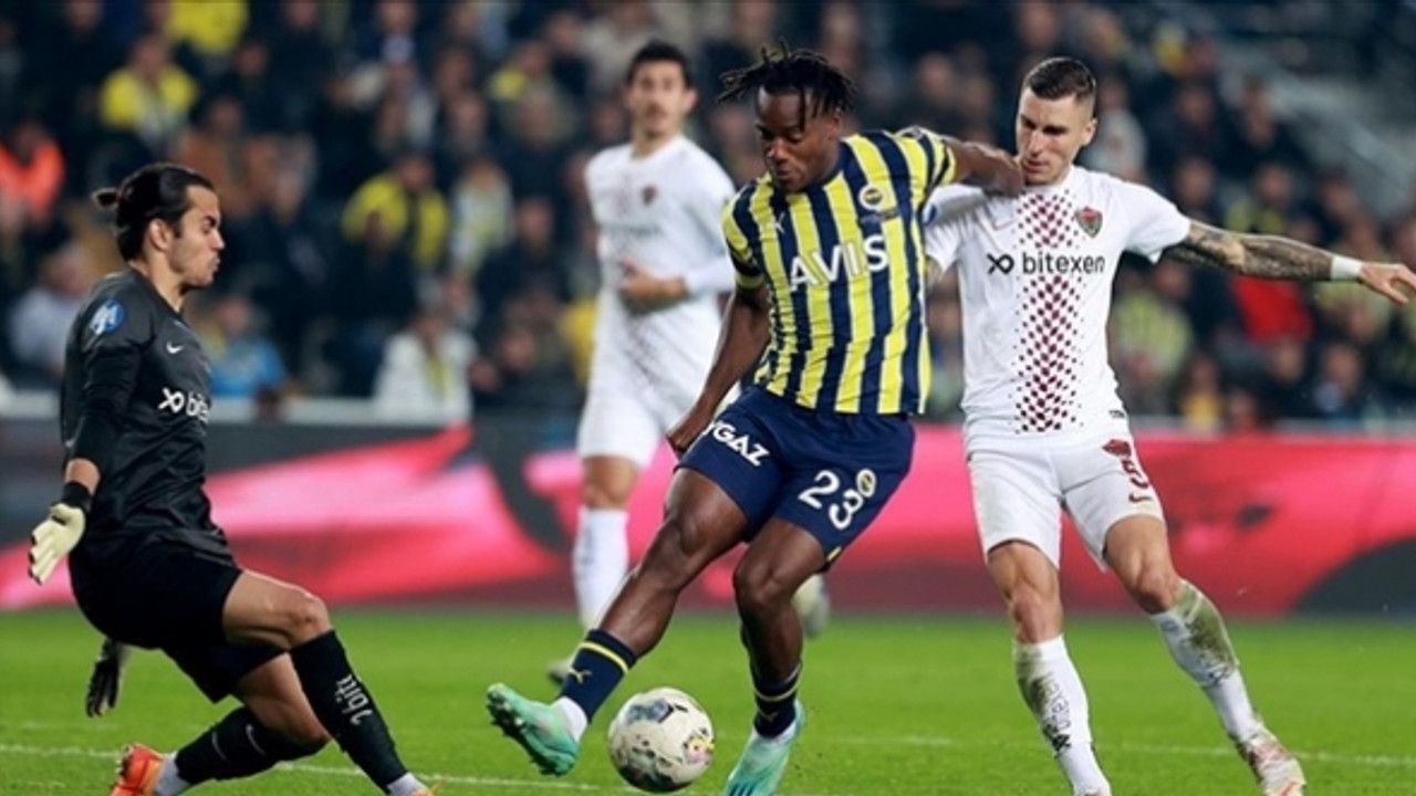 Fenerbahçe, Hatayspor'u 4 golle geçti