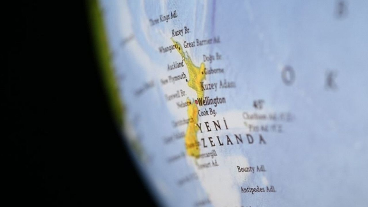 Yeni Zelanda'da takvimler 1 Ocak 2023'ü gösterdi