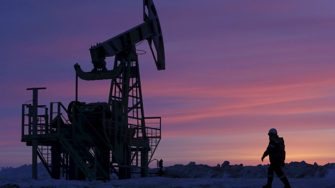 ABD'nin 2023 yılı petrol fiyatı tahmini aşağı yönlü revize edidi
