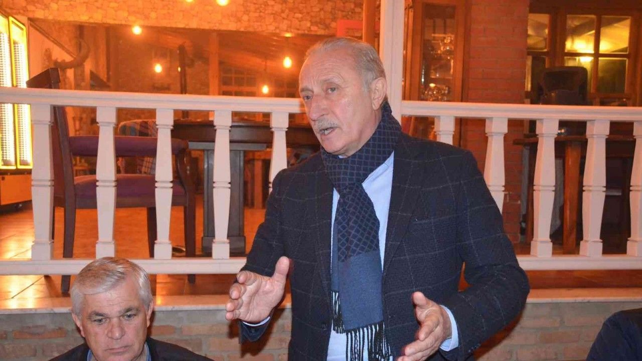 Didim Belediye Başkanı Atabay gazetecileri yemekte ağırladı