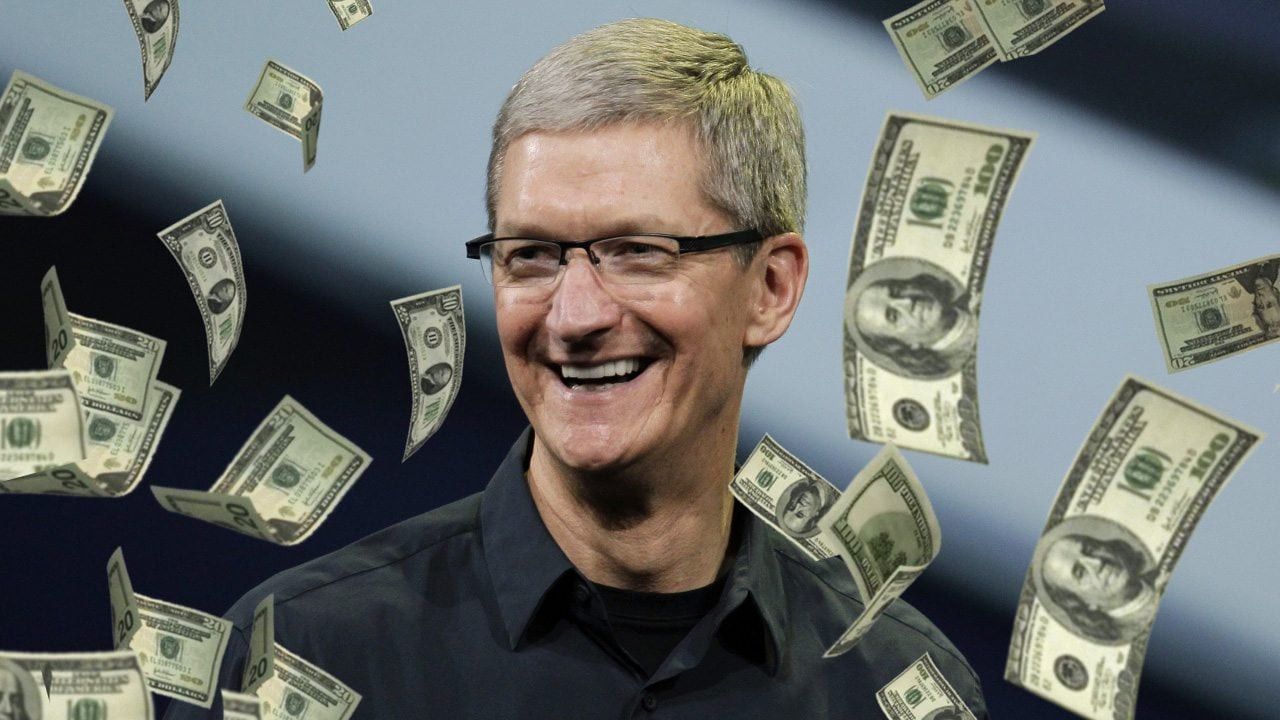 Apple CEO'su maaşını düşürdü! Düşmüş hali bile dudak uçuklatıyor