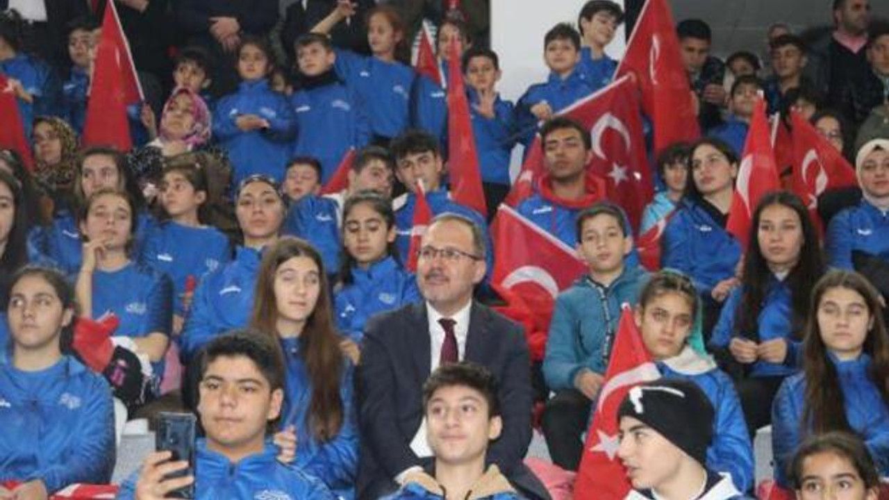 Bakan Kasapoğlu: 20 yılda sporda devrim yaptık