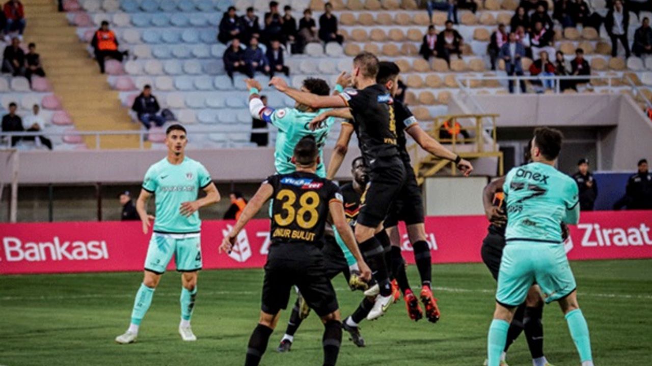 Antalyaspor 0 - 2 Kayserispor