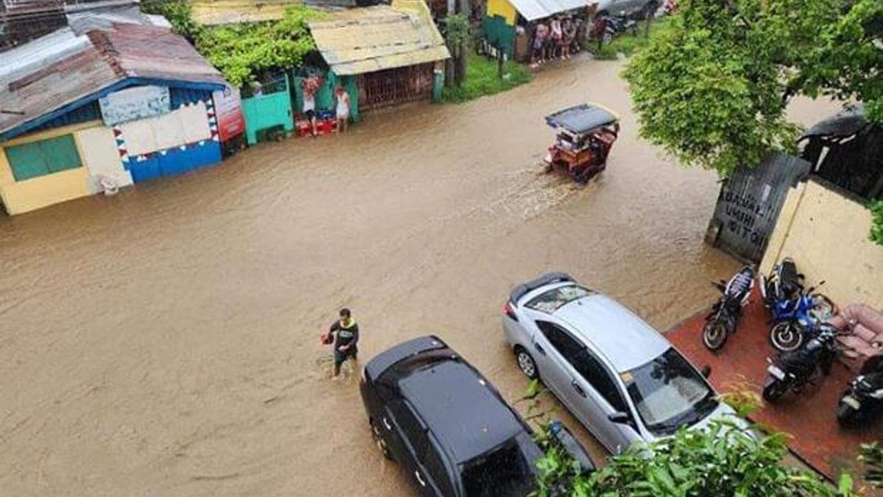 Filipinler'de sel ve toprak kayması: 11 ölü