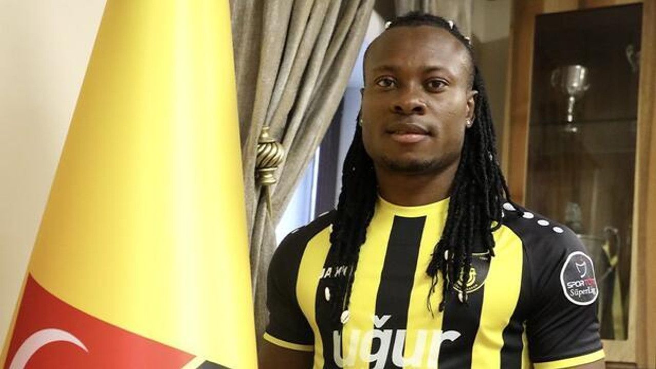 İstanbulspor, Eyüpspor'dan Emeka Eze'yi kiraladı