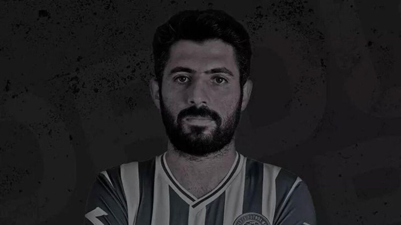 25 yaşındaki futbolcu Taner Kahriman hastanede hayatını kaybetti