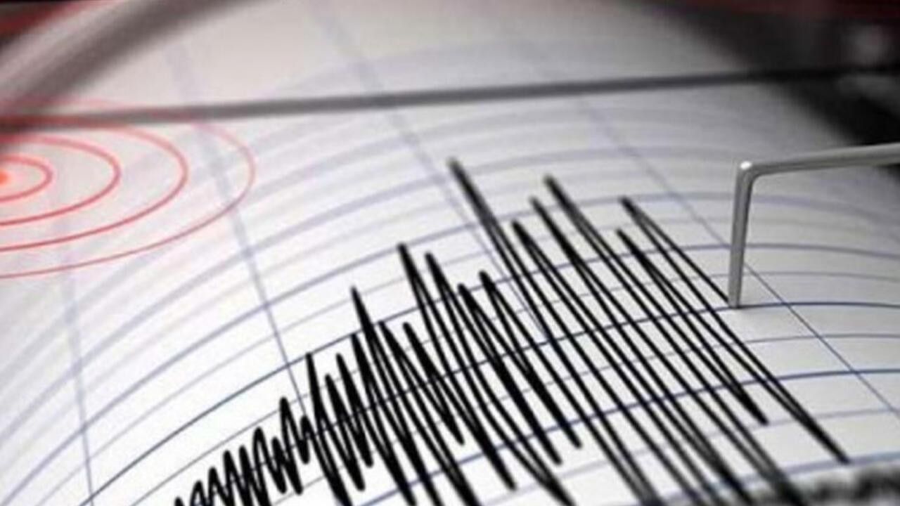 Deprem bölgesi sürekli sallanıyor! 4 korkutan deprem