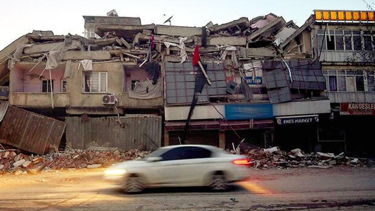 Deprem bölgesindeki soruşturmalarda 203 kişi tutuklandı