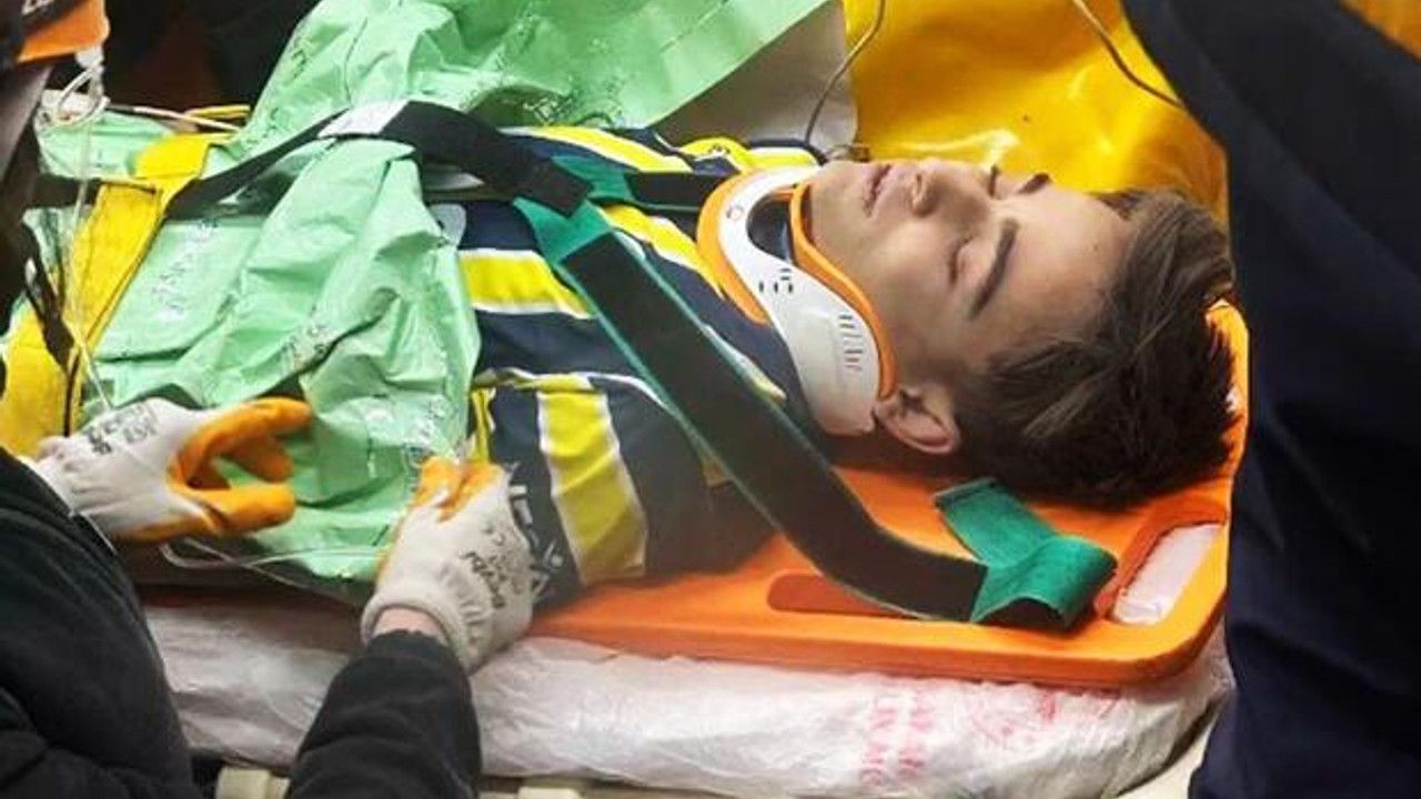 Depremden 119 saat sonra kurtarılan Kamilcan Ağdaş: Maç olduğu için Fenerbahçe formasıyla yattım