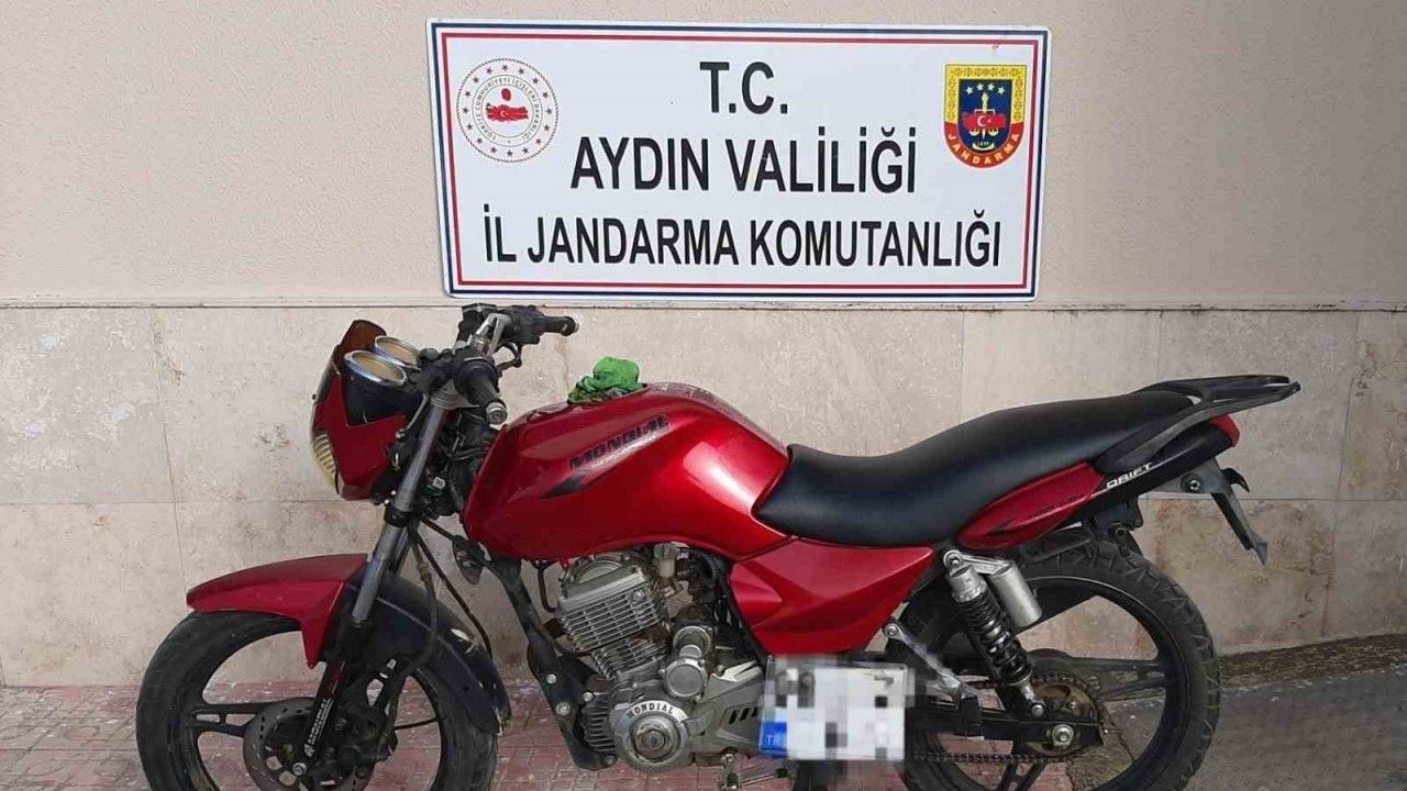Nazilli ve Bozdoğan'da motosiklet hırsızları jandarmaya takıldı
