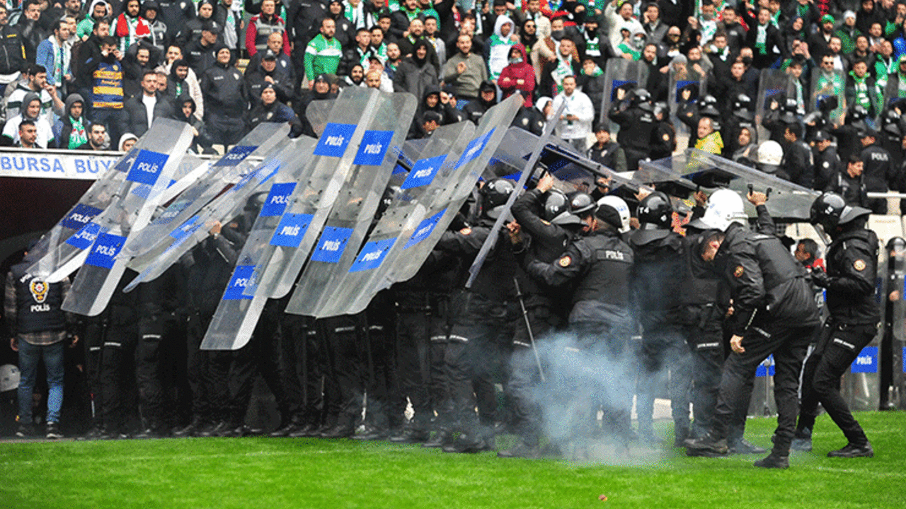 Bursaspor - Amedspor maçı öncesi futbolcular arasında arbede çıktı