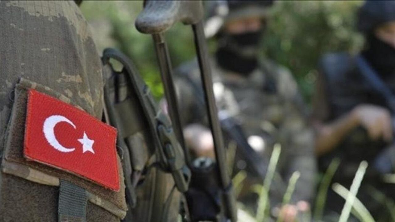 Jandarma Pilot Kıdemli Albay Adalıoğlu pervane çarpması sonucu şehit oldu