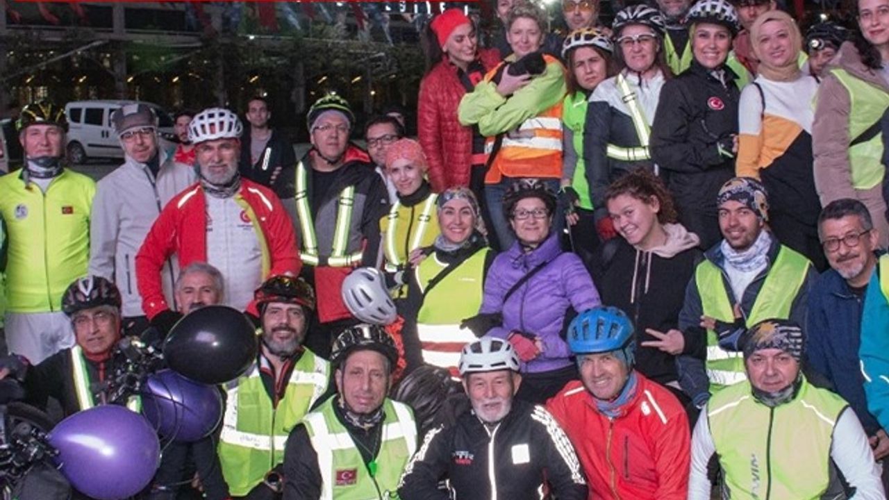 Bisikletliler Derneği Aydın Şubesi 'Kadınlar Günü' turu düzenledi