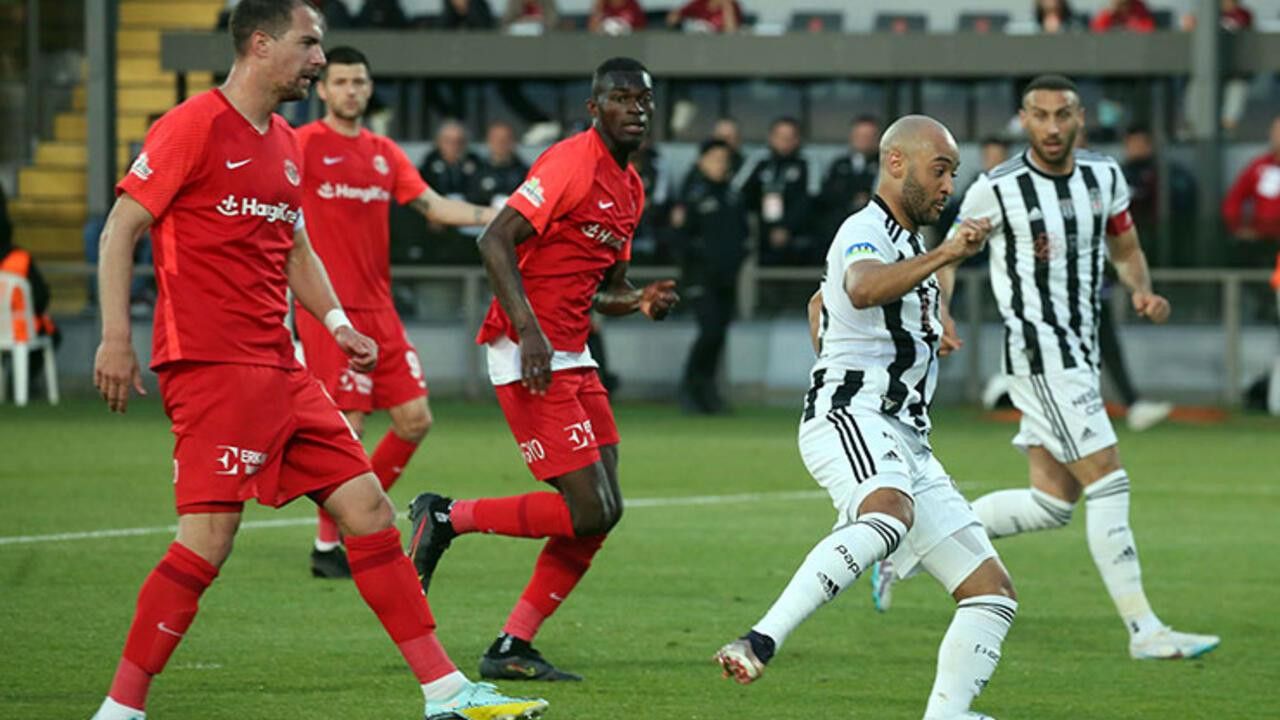 Beşiktaş, Ümraniyespor'u 2 golle geçti