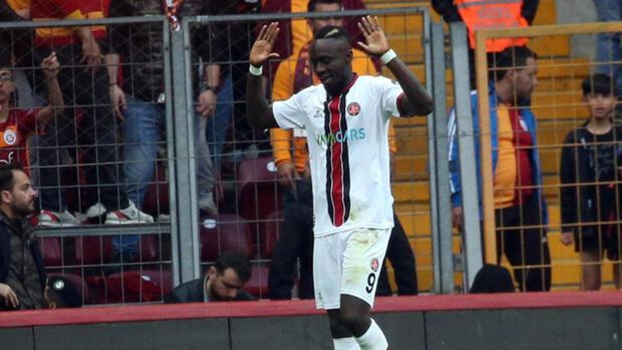 Diagne, Galatasaray'a attığı gol sonrası sevinmedi!