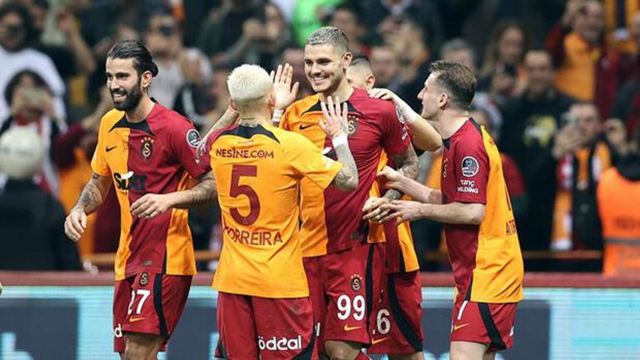 Galatasaray'da Mauro Icardi kulübede, Zaniolo ilk 11'de!