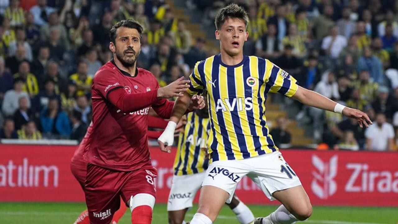 Fenerbahçe - Sivasspor maçı CANLI YAYIN