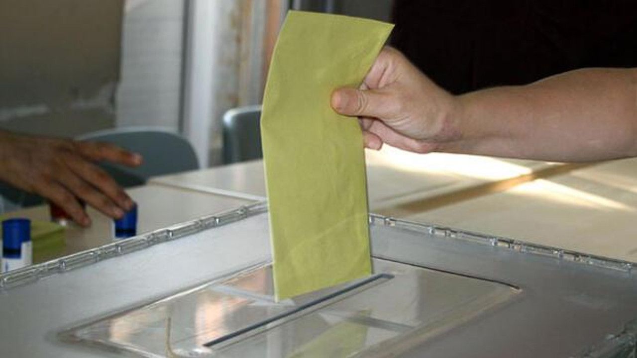 YSK, yurtdışı temsilciliklerde ve gümrük kapılarında oy kullanan seçmen sayısını açıkladı