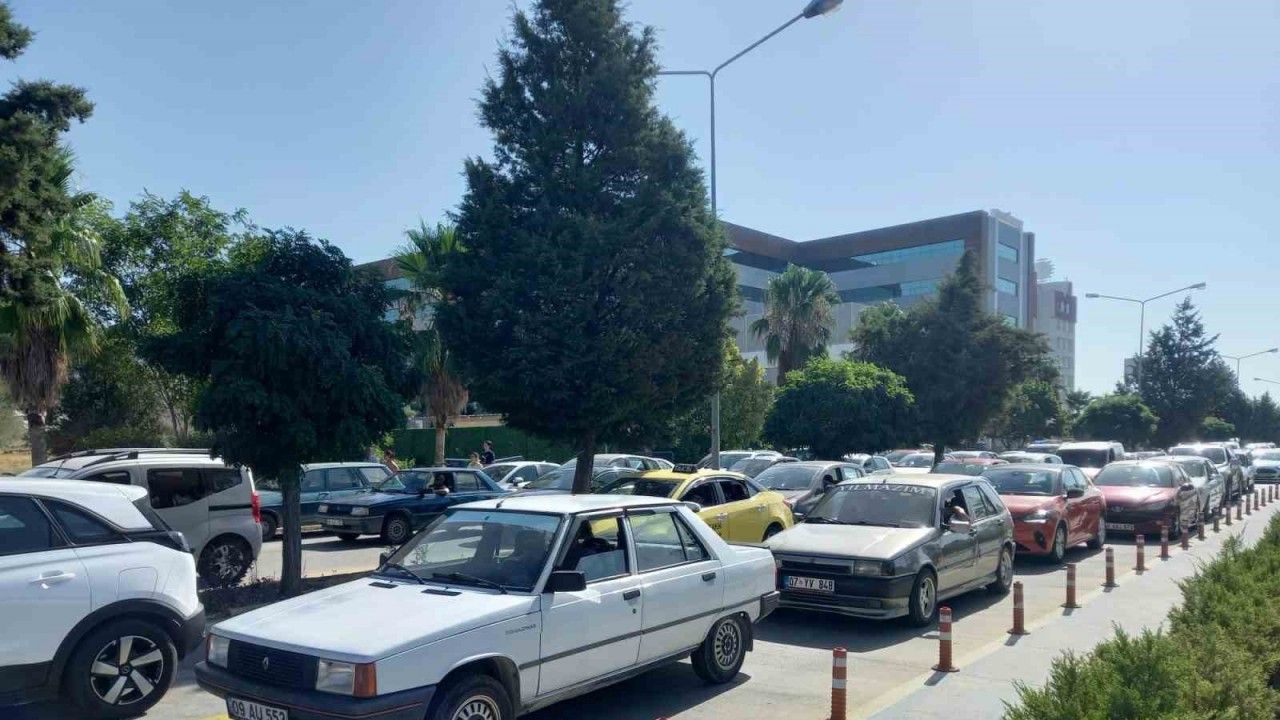 KPSS, Aydın’da trafiği adeta felç etti