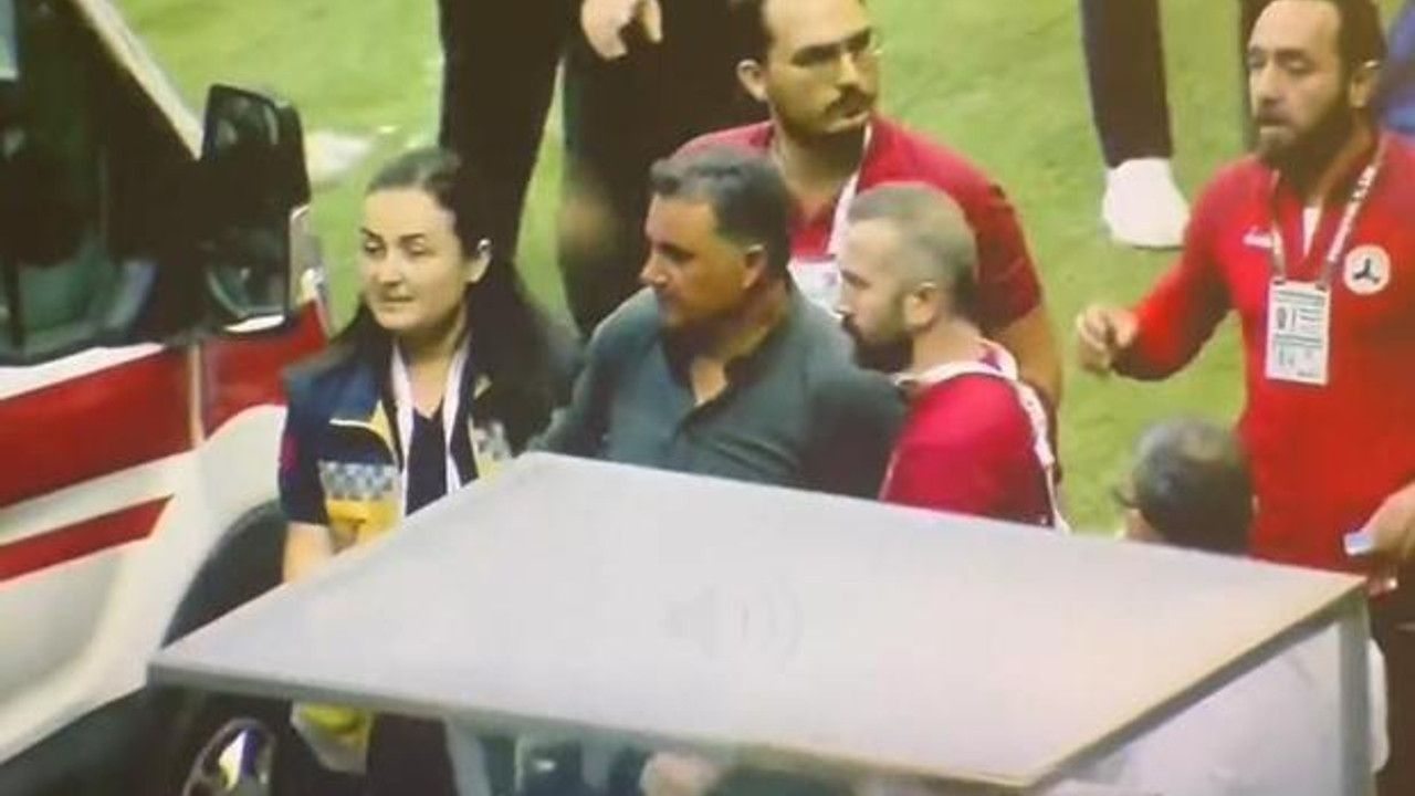 Giresunspor-Manisa FK maçında Mustafa Kaplan fenalaştı