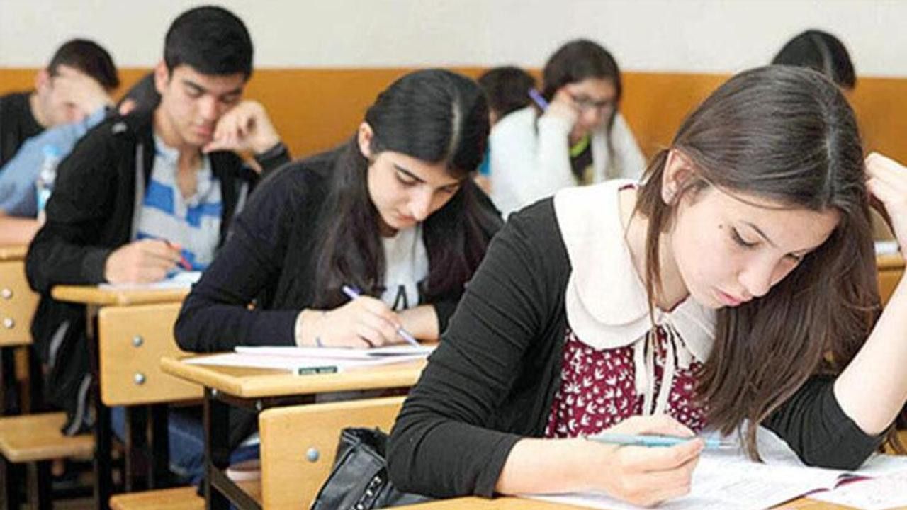 Milli Eğitim Bakanı duyurdu: Türkçe ortalaması 70 olmayan öğrenci sınıf geçemeyecek